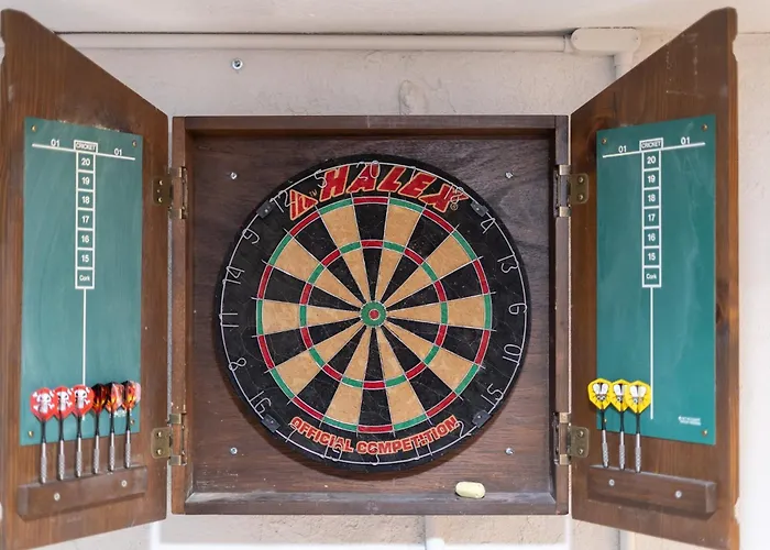 New I Hot Tub I Game I Arcade 15k Games I Nearby Hikes * Flagstaff